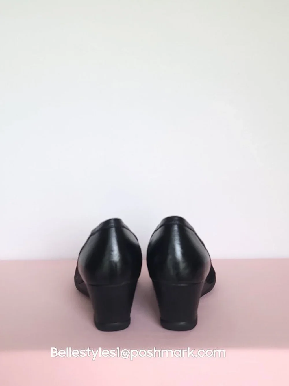 CLARKS Artisan Neala Moon Slip-On Wedge Pumps- Black color- Women's Size 9M⭐